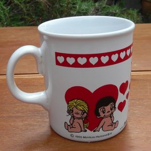 画像1: LOVE is ... mug cup