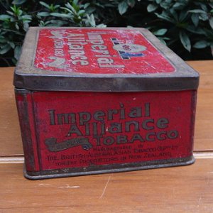 画像4: "Imperial Alliance Tobacco" old large tin from NZ
