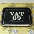 画像1: VAT 69 WHISKY tin pub tray (1)