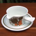 Midwinter "Countryside" gravy boat and stand