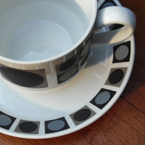 画像2: Midwinter "Focus" tea cup and saucer design by barbara Brown