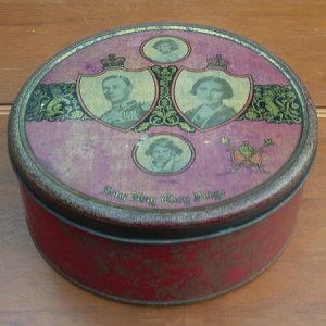 画像1: Royal Family old tin