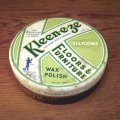 Kleen-e-ze old tin