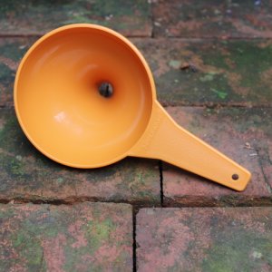 画像1: Tupperware vintage funnel