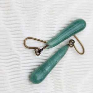 画像2: Vintage glass earring from England