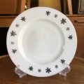 JAJ/Pyrex "Gaiety" vintage dinner plate from England
