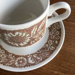 画像2: Broadhurst "Woodland" tea cup and saucer design Kathie Winkle