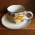 画像1: Midwinter "Summer" tea cup and saucer designed by Eve Midwinter (1)