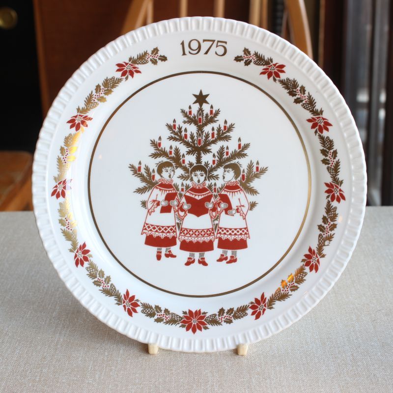 Spode Christmas Plate 1975：スポードの1975年クリスマスプレート：MLPショップ