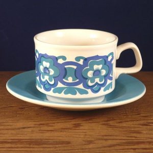 画像: Staffordshire Potteries Ltd tea cup and saucer