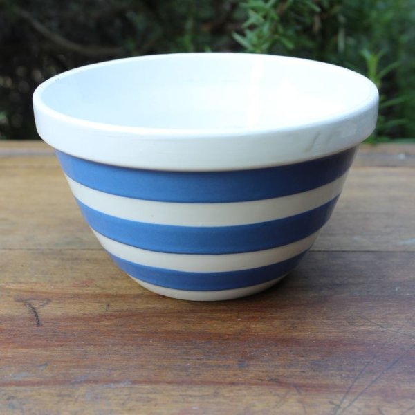 画像1: Vintage "Cornish Blue" style bowl made in England (1)