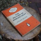 画像: Penguin Books "The Picture of Drian Gray/Oscar Wilde"