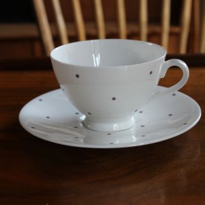 画像: Tuscan polka dot tea cup and saucer