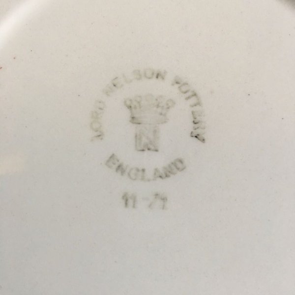 画像4: Lord Nelson Pottery "H.M.S. VICTORY" cake plate (4)