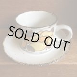 画像: Midwinter "Summer" tea cup and saucer designed by Eve Midwinter