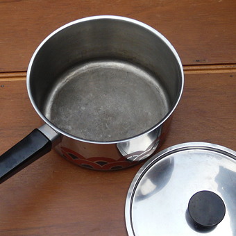 画像: single-handed pot from UK