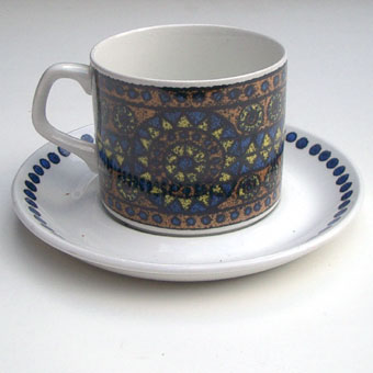 画像1: J&G Meakin "Tuscany" tea cup and saucer (1)