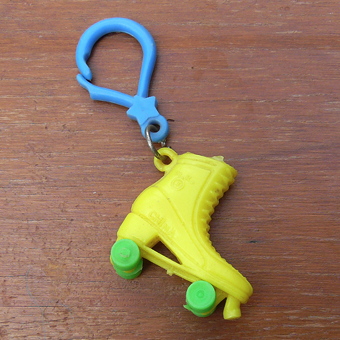 画像1: Roller Skate key ring (1)